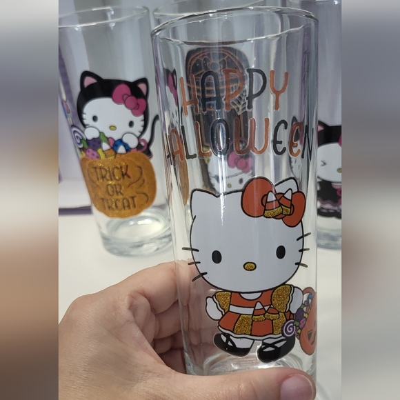 Hello Kitty Halloween Glassware - Picture 4 of 5